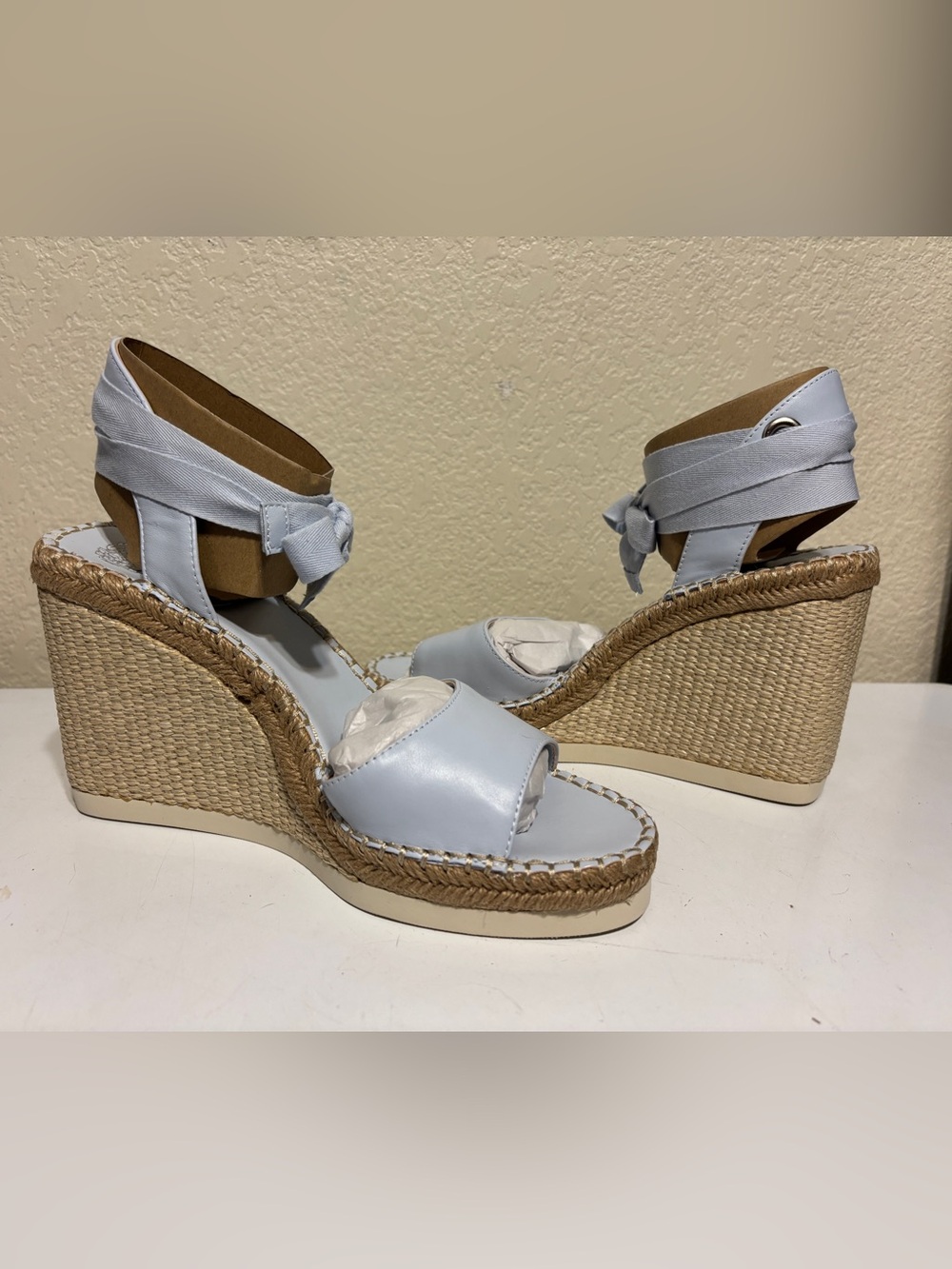 Vince Camuto Bendsen Light Blue Espadrille Ankle-Tie Wedge Sandals, Size 11